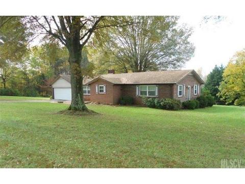 2189 Horseshoe Bend Rd, Hickory, NC 28601 photo 1