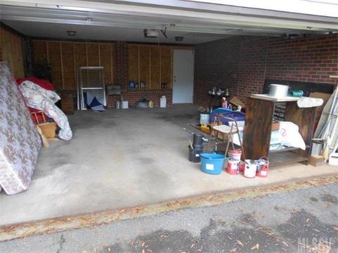 2189 Horseshoe Bend Rd, Hickory, NC 28601 photo 8