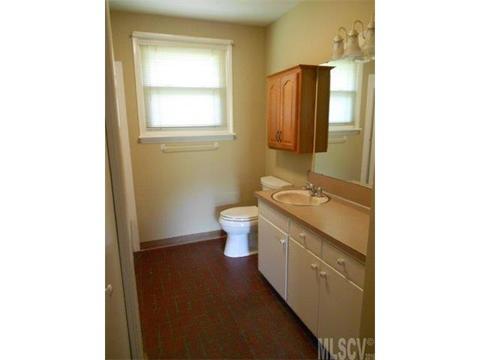 2189 Horseshoe Bend Rd, Hickory, NC 28601 photo 15