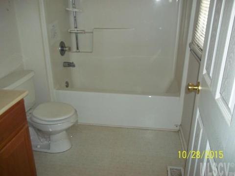 1400 Millrace Dr, Conover, NC 28613 photo 6