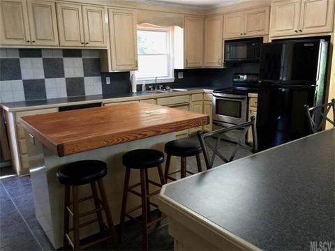 205 Valley Rd, Hickory, NC 28601 photo 2