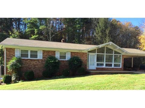 205 Valley Rd, Hickory, NC 28601 photo 1