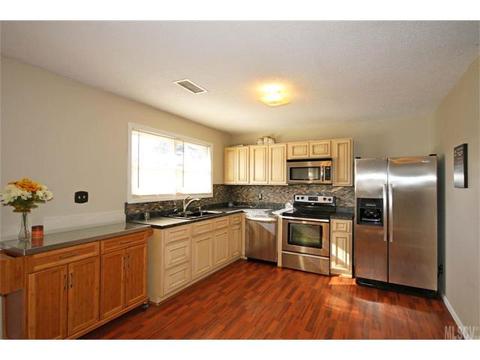 356 Kimmons Rd, Harmony, NC 28634 photo 2