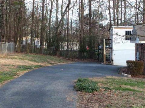 720 Spencer Rd, Conover, NC 28613 photo 2