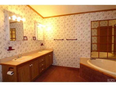 4674 County Home Rd, Conover, NC 28613 photo 3