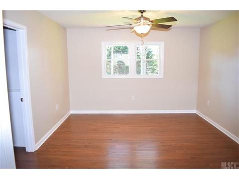 709 2nd St, Conover, NC 28613 photo 8