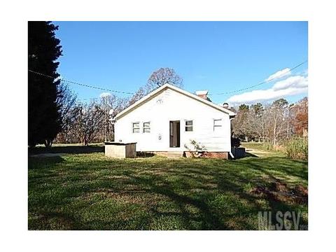 506 Blacksnake Rd, Stanley, NC 28164 photo 4