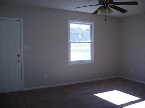 4556 Queens Rd, Hickory, NC 28602 photo 10