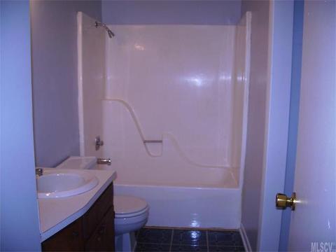 4556 Queens Rd, Hickory, NC 28602 photo 13