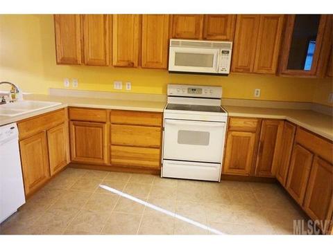 2034 Sugar Maple Ln, Conover, NC 28613 photo 5