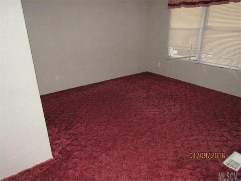717 Acorn Dr, Purlear, NC 28665 photo 6