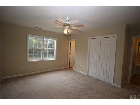 714 Gemcrest Dr, Conover, NC 28613 photo 4