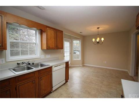 714 Gemcrest Dr, Conover, NC 28613 photo 21
