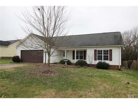 714 Gemcrest Dr, Conover, NC 28613 photo 1