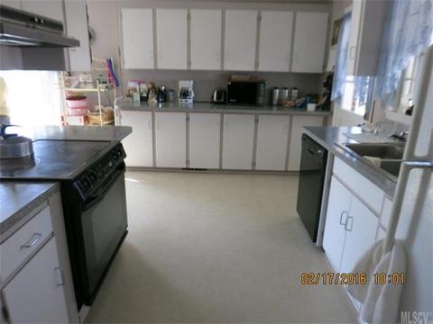 1925 Young Dr, Conover, NC 28613 photo 15