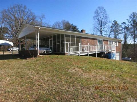 1925 Young Dr, Conover, NC 28613 photo 10