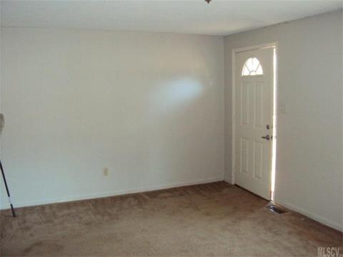 163 8th Ave, Conover, NC 28613 photo 3