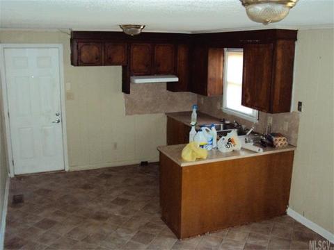 163 8th Ave, Conover, NC 28613 photo 7