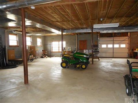 419 Section House Rd, Hickory, NC 28601 photo 10