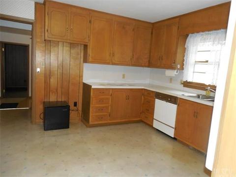 419 Section House Rd, Hickory, NC 28601 photo 24