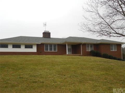 419 Section House Rd, Hickory, NC 28601 photo 2