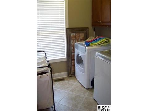 204 9th St, Conover, NC 28613 photo 5