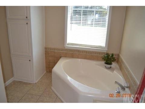 105 Acreview Ln, Maiden, NC 28650 photo 6