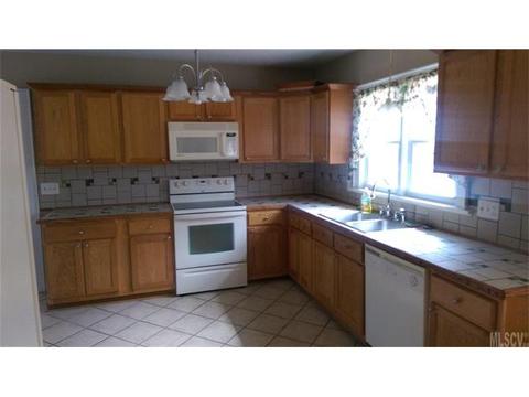 805 4th St, Conover, NC 28613 photo 5