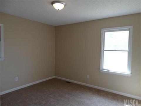 221 Cedar Forest Loop, Hickory, NC 28601 photo 13