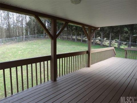 221 Cedar Forest Loop, Hickory, NC 28601 photo 4