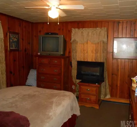 5480 Buddy St, Conover, NC 28613 photo 9