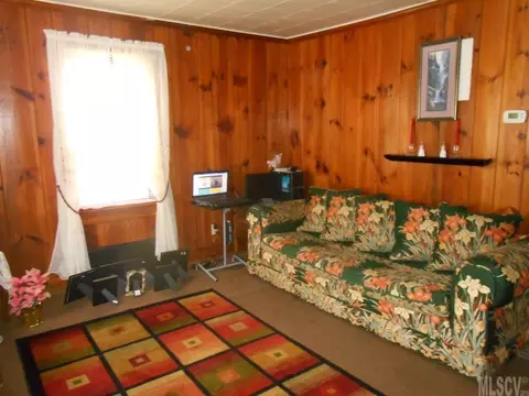 5480 Buddy St, Conover, NC 28613 photo 13
