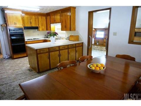 810 4th St, Conover, NC 28613 photo 6