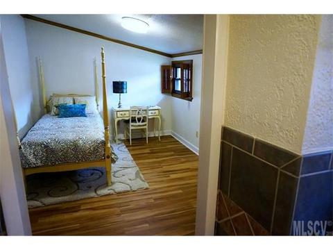 810 4th St, Conover, NC 28613 photo 17