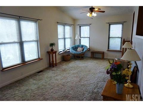 810 4th St, Conover, NC 28613 photo 3