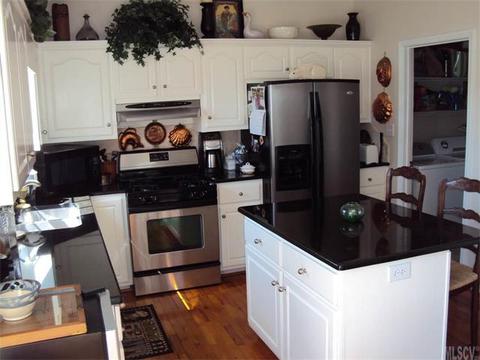 91 Heron Cove Loop, Hickory, NC 28601 photo 17