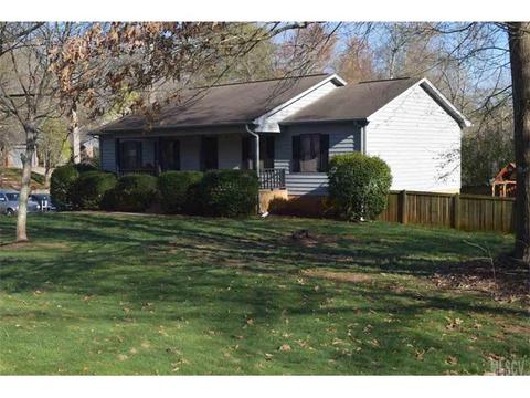 1982 Willow Ridge St, Conover, NC 28613 photo 2