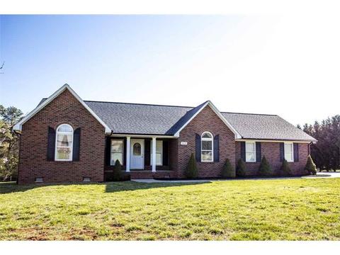 4040 Davis Rd, Maiden, NC 28650 photo 1