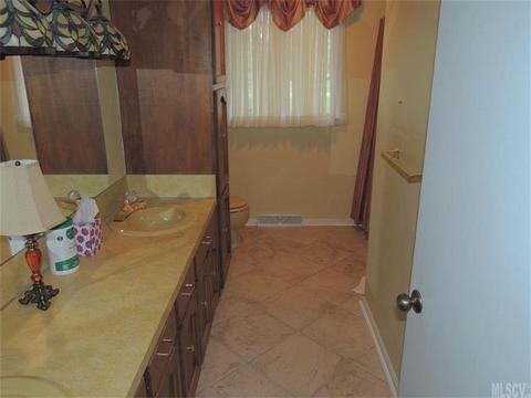 2813 E Maiden Rd, Maiden, NC 28650 photo 5