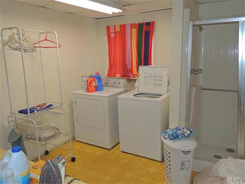2813 E Maiden Rd, Maiden, NC 28650 photo 9