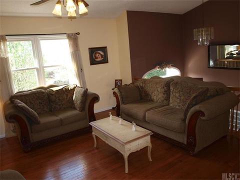 1310 Landsdowne Dr, Conover, NC 28613 photo 12