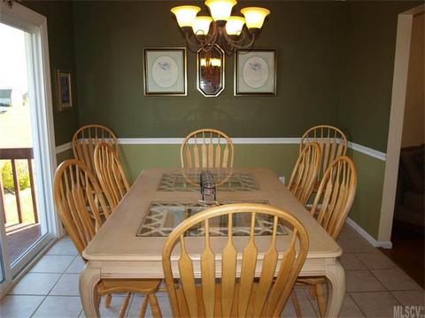 1310 Landsdowne Dr, Conover, NC 28613 photo 15