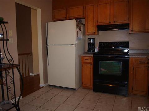 1310 Landsdowne Dr, Conover, NC 28613 photo 14