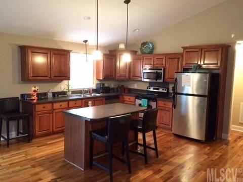 504 E Pine St, Maiden, NC 28650 photo 6