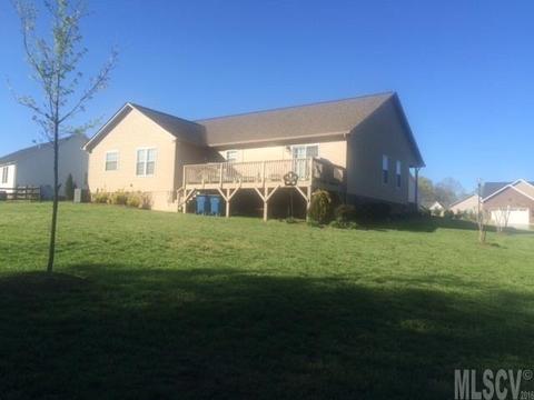 504 E Pine St, Maiden, NC 28650 photo 4