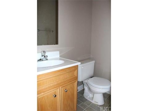 1617 Mayfair Dr, Conover, NC 28613 photo 3