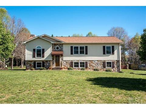 6429 Willowbottom Rd, Hickory, NC 28602 photo 1