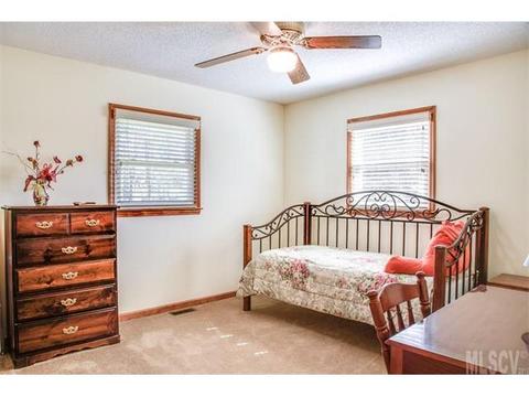 6429 Willowbottom Rd, Hickory, NC 28602 photo 9