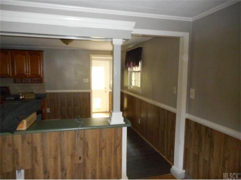 221 3rd Ave, Conover, NC 28613 photo 6