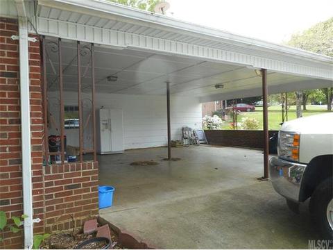 221 3rd Ave, Conover, NC 28613 photo 5